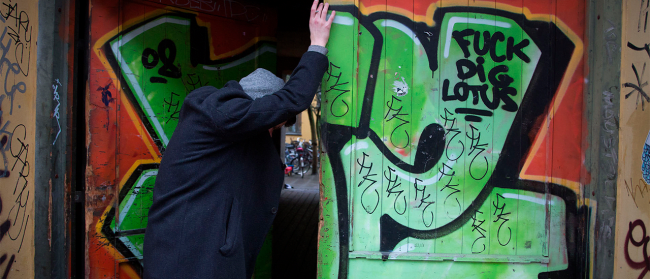 Mand-i-graffitimalet-zh8vxici7ht4dmq02pmh
